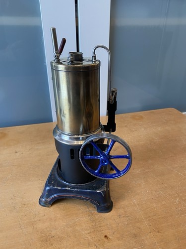 Dampfmaschine stehend von - -,